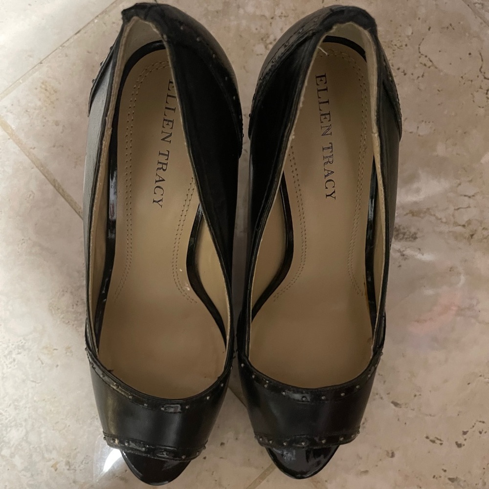 Ellen Tracey Black peep toe high 4” heels pumps size 9.5US